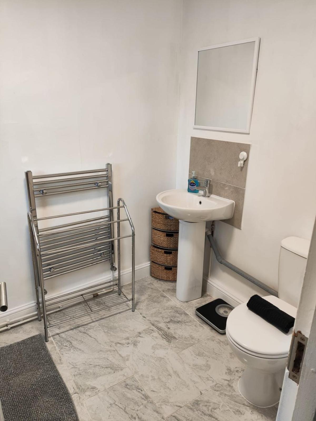 Centrally Located 2-bedroom In London! Londra